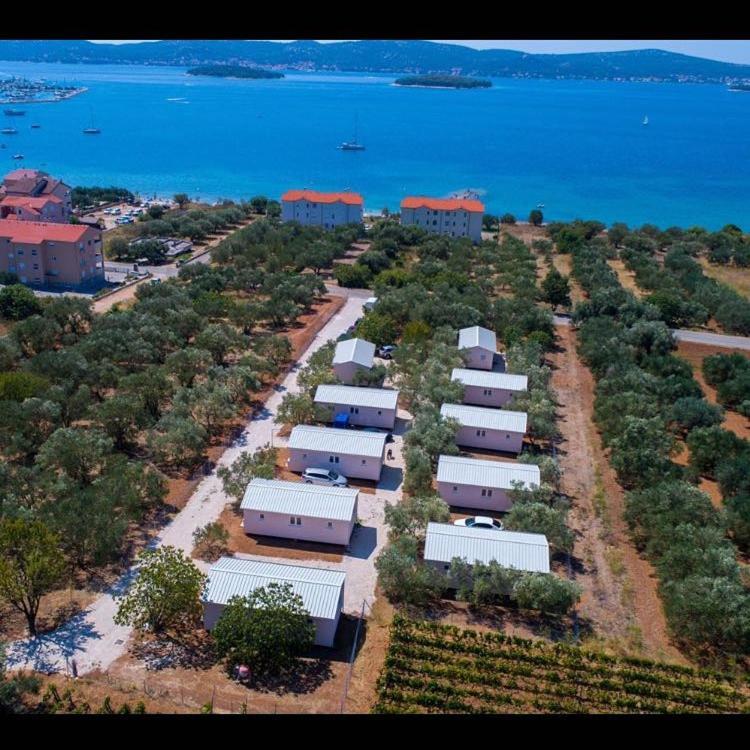 Luxury Mobile Homes Liza Биоград-на-Мору Экстерьер фото